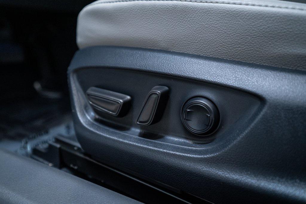 used 2022 Toyota Camry Hybrid car, priced at $26,497