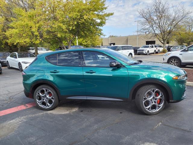 new 2024 Alfa Romeo Tonale car, priced at $59,340