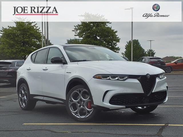 new 2024 Alfa Romeo Tonale car, priced at $48,616