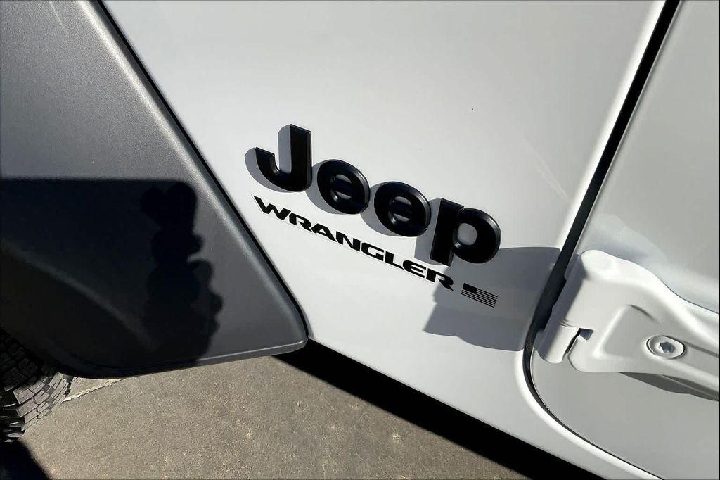 new 2026 Jeep Wrangler car, priced at $45,000