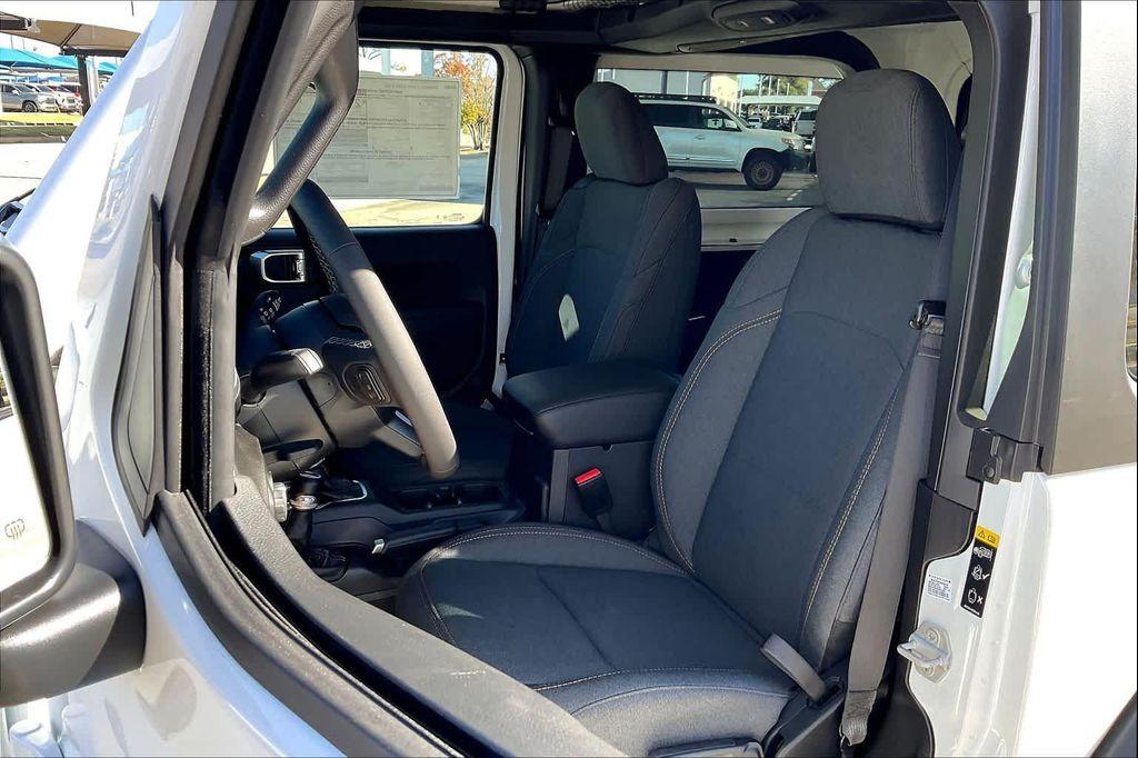 new 2026 Jeep Wrangler car, priced at $45,000