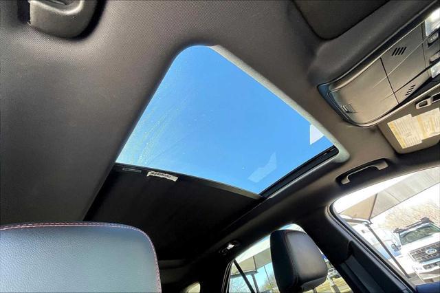 used 2024 Chevrolet Equinox car, priced at $25,999