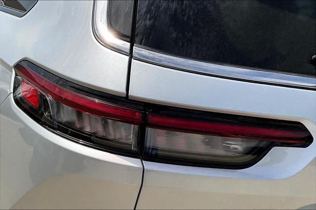new 2025 Jeep Grand Cherokee L car, priced at $43,999