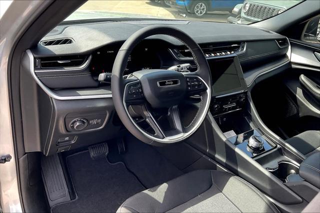 new 2025 Jeep Grand Cherokee L car, priced at $43,999