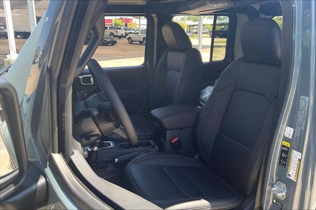 new 2025 Jeep Gladiator car, priced at $51,005
