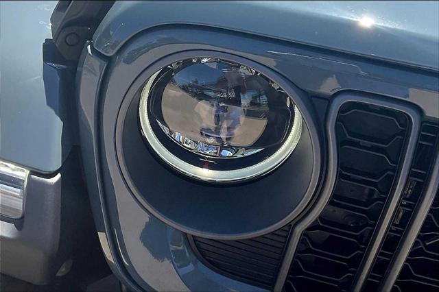 new 2025 Jeep Gladiator car, priced at $51,005