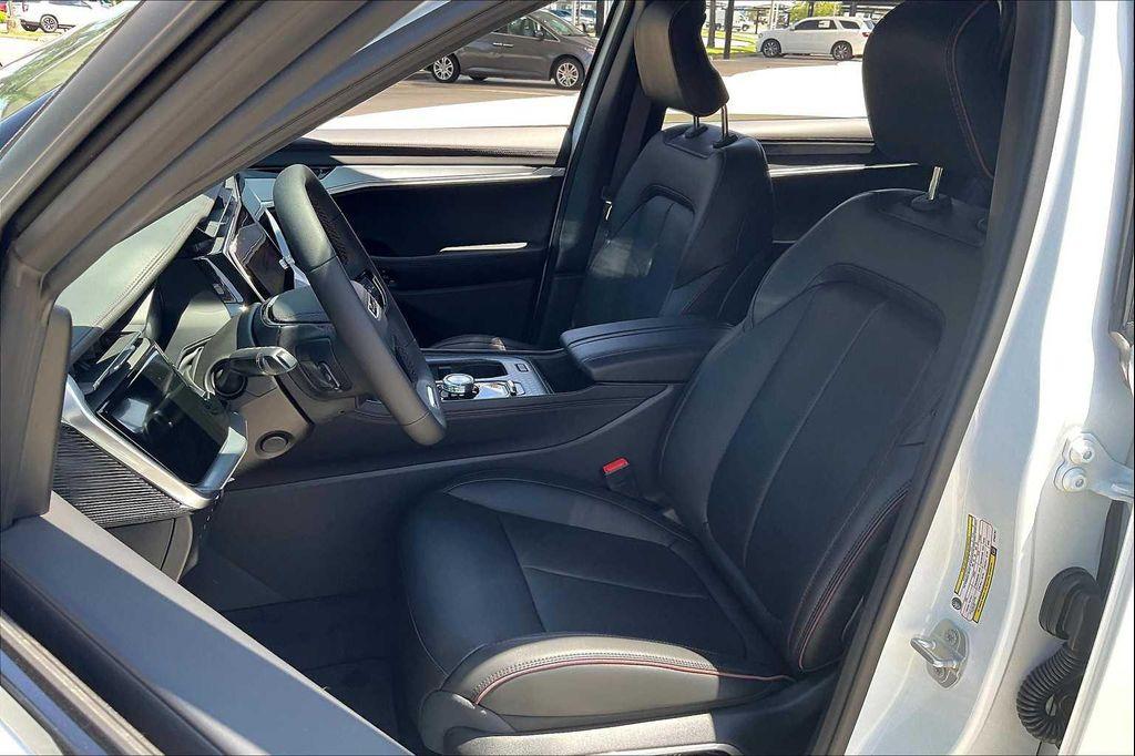 new 2025 Jeep Wagoneer S car, priced at $66,195