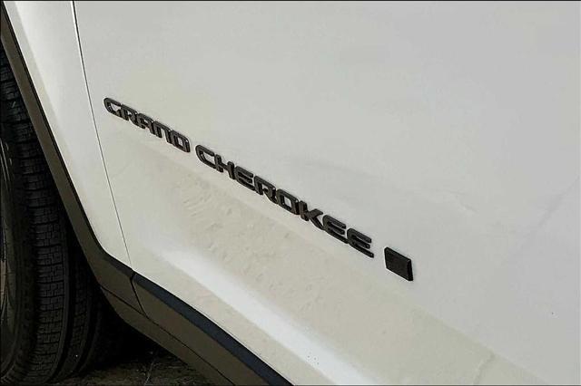 new 2025 Jeep Grand Cherokee car, priced at $51,940