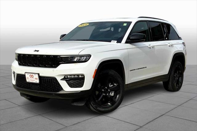 new 2025 Jeep Grand Cherokee car, priced at $51,940