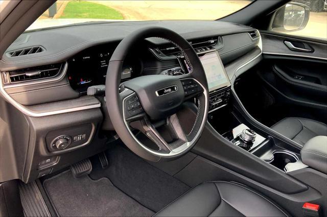 new 2025 Jeep Grand Cherokee car, priced at $51,940