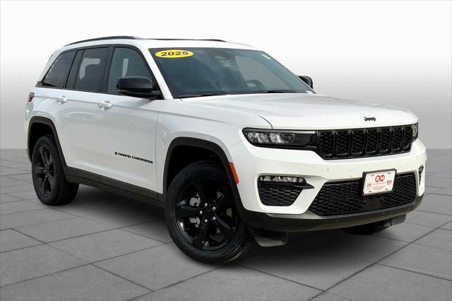 new 2025 Jeep Grand Cherokee car, priced at $51,940