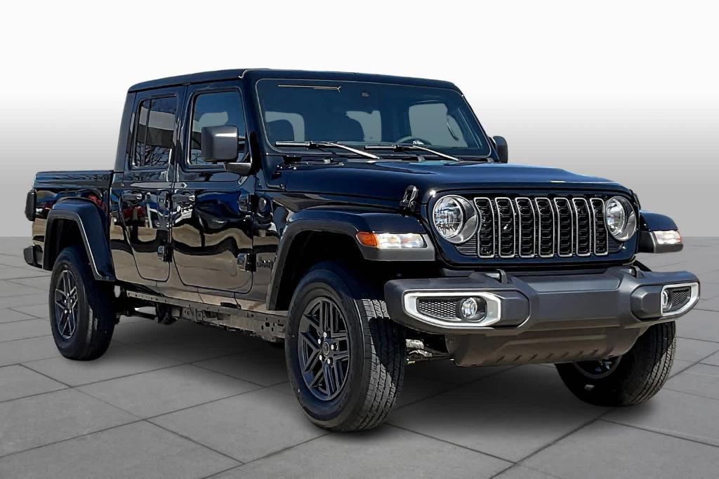 new 2024 Jeep Gladiator car, priced at $46,745