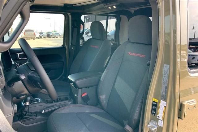 new 2025 Jeep Gladiator car, priced at $56,100