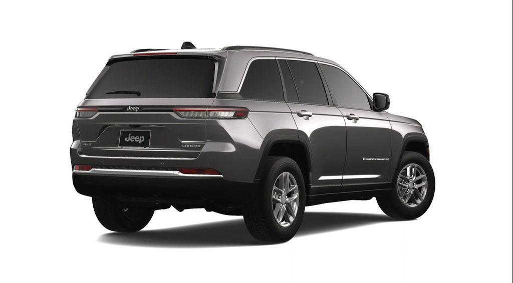 new 2025 Jeep Grand Cherokee car, priced at $41,670