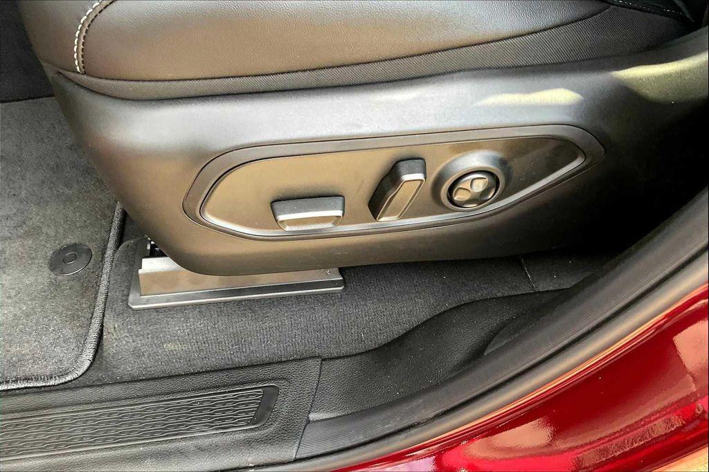 new 2025 Jeep Grand Cherokee L car, priced at $49,535