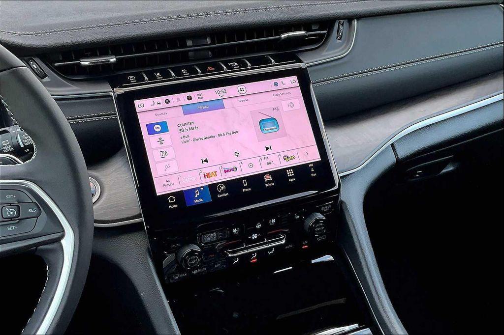 new 2025 Jeep Grand Cherokee L car, priced at $49,535