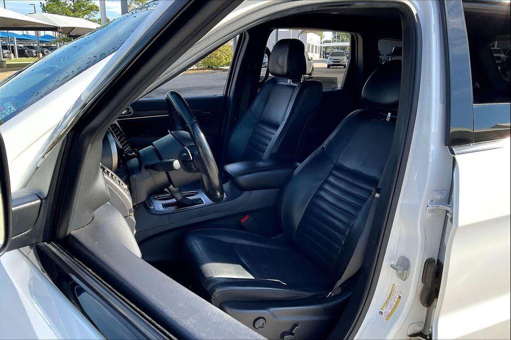 used 2019 Jeep Grand Cherokee car, priced at $20,999