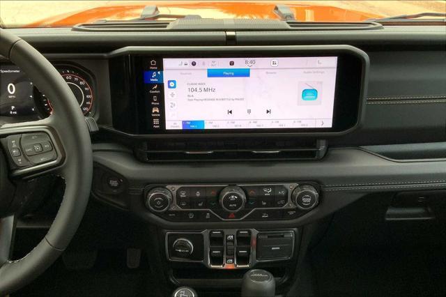 new 2025 Jeep Gladiator car, priced at $46,155