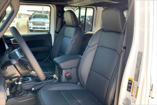 new 2025 Jeep Wrangler car, priced at $54,525