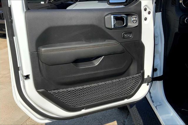 new 2025 Jeep Wrangler car, priced at $54,525