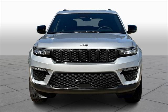 new 2025 Jeep Grand Cherokee car, priced at $48,730