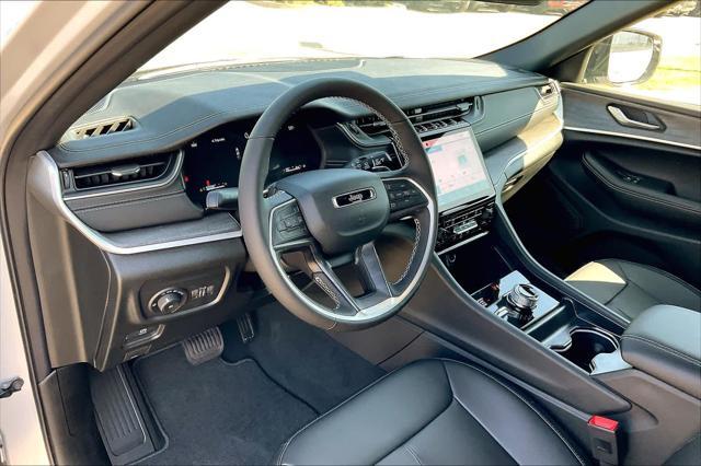 new 2025 Jeep Grand Cherokee car, priced at $48,730