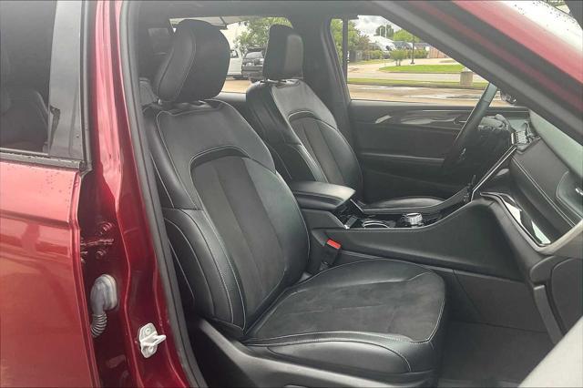 used 2021 Jeep Grand Cherokee L car, priced at $30,699