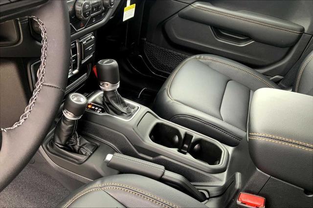 new 2025 Jeep Gladiator car, priced at $44,300