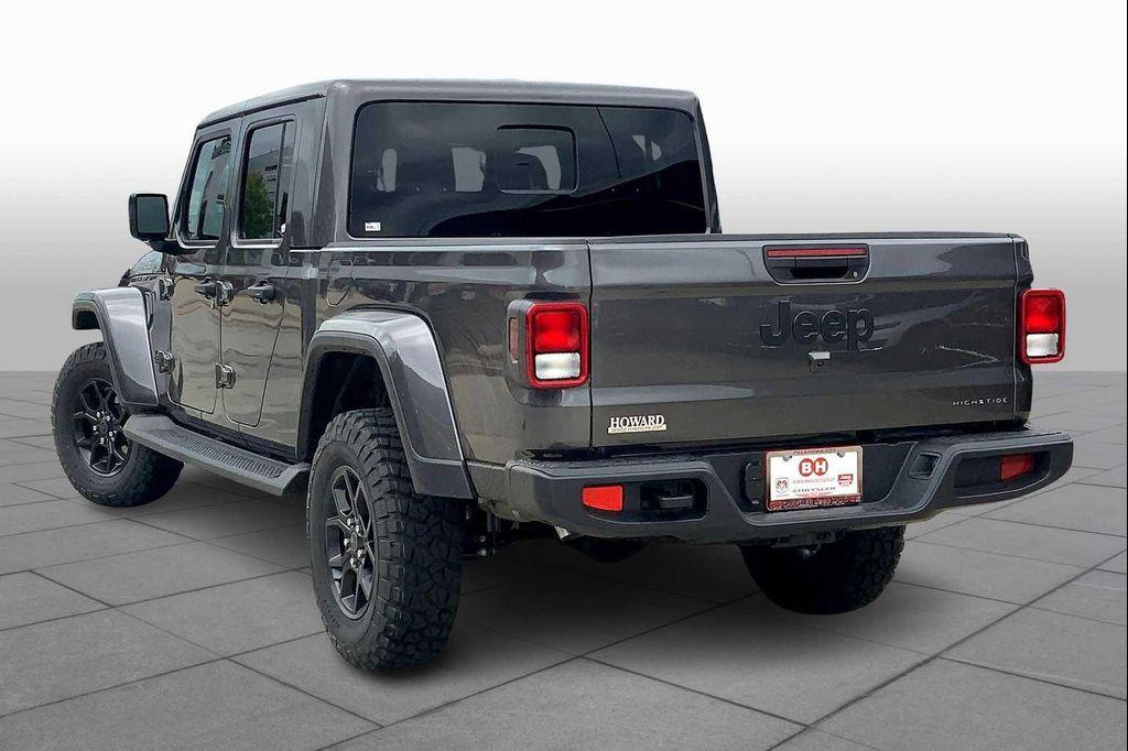 new 2025 Jeep Gladiator car, priced at $43,300