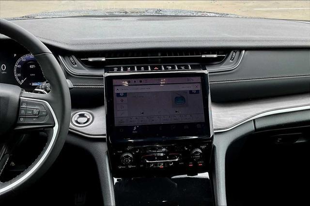 used 2024 Jeep Grand Cherokee car, priced at $32,999