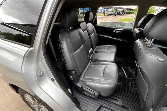 used 2014 Nissan Pathfinder car, priced at $5,999