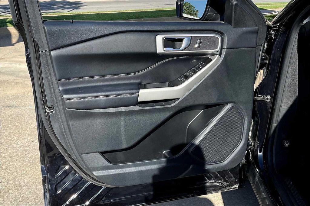 used 2022 Ford Explorer car, priced at $21,999