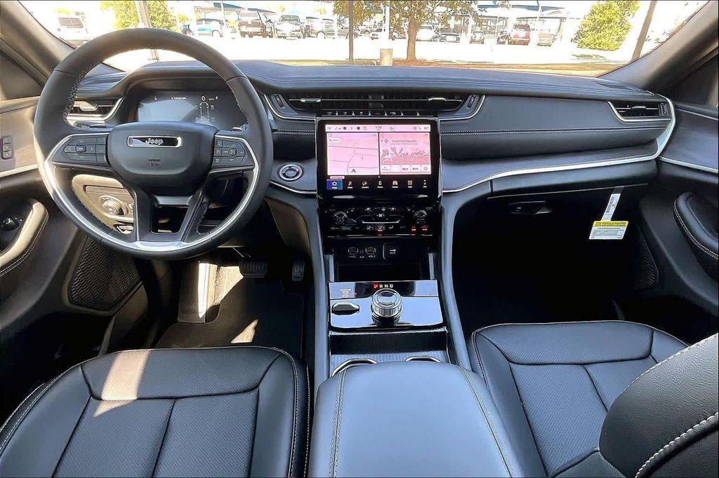 new 2025 Jeep Grand Cherokee L car, priced at $50,035