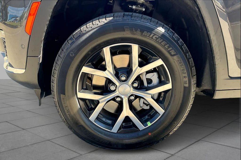 new 2025 Jeep Grand Cherokee L car, priced at $50,035