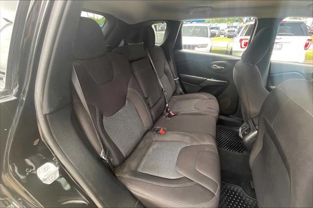 used 2019 Jeep Cherokee car, priced at $8,999