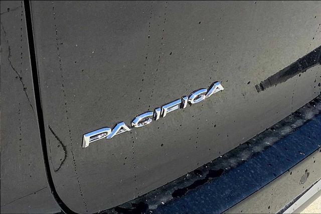 new 2025 Chrysler Pacifica car, priced at $40,445