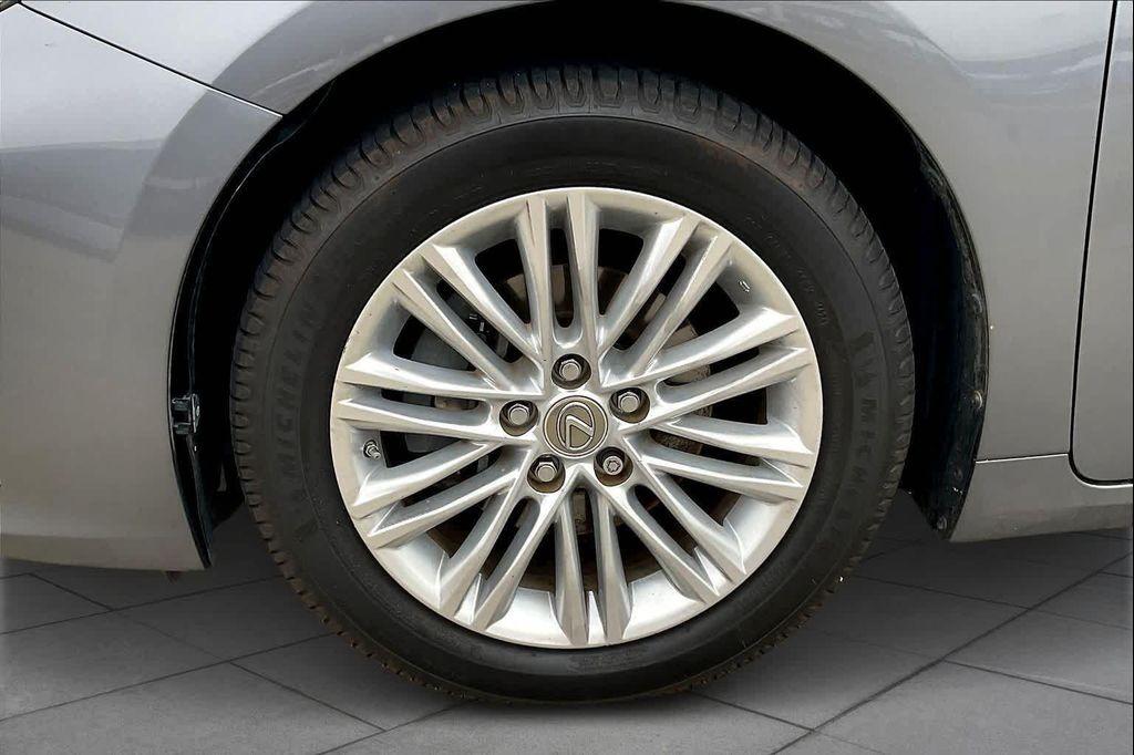 used 2015 Lexus ES 350 car, priced at $11,999