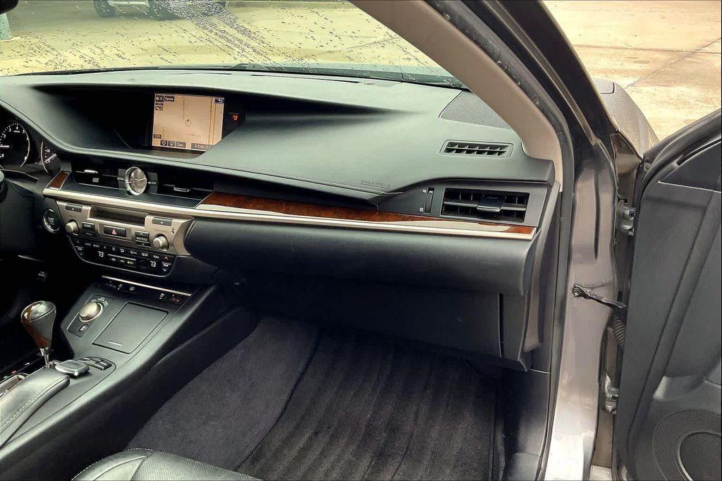used 2015 Lexus ES 350 car, priced at $11,999