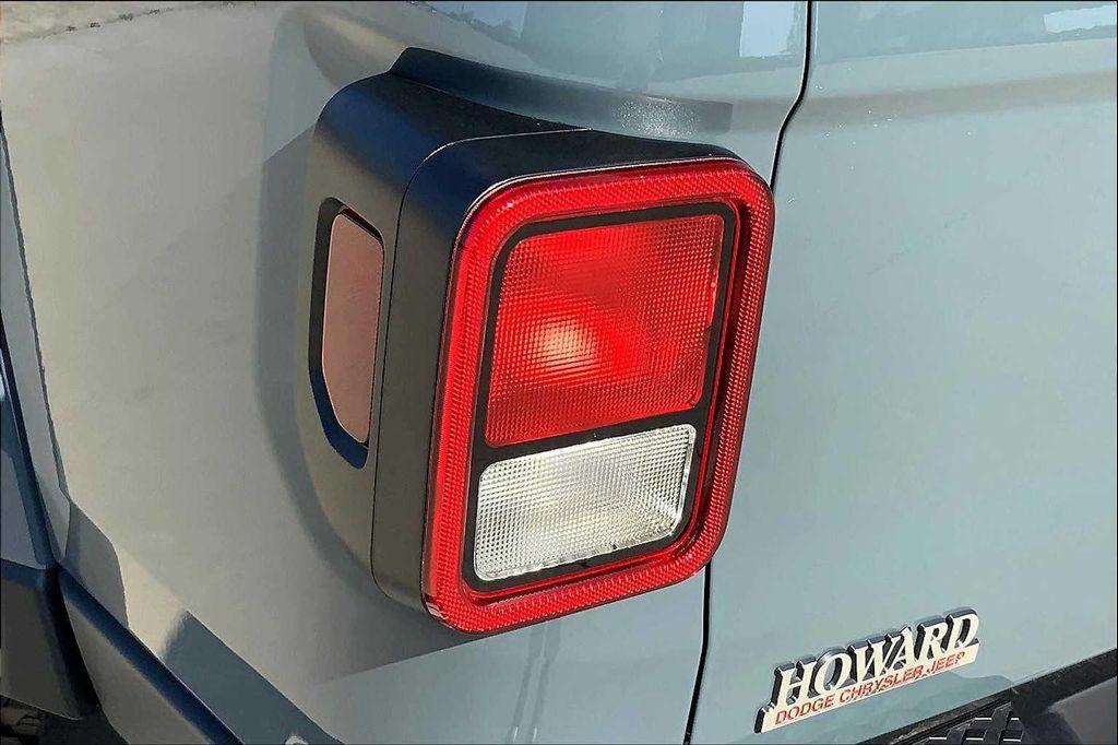 new 2025 Jeep Gladiator car, priced at $44,755