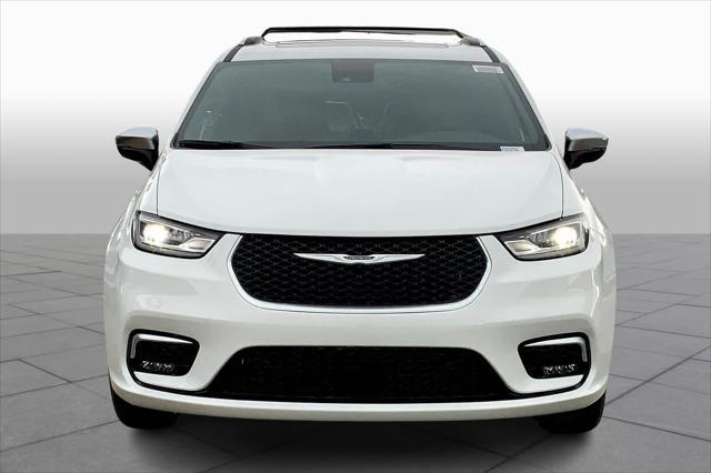 new 2025 Chrysler Pacifica car, priced at $54,280