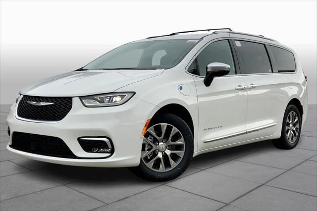 new 2025 Chrysler Pacifica car, priced at $54,280