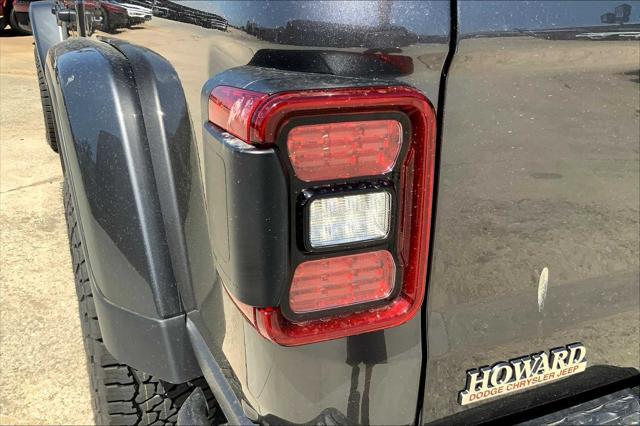 new 2025 Jeep Gladiator car, priced at $55,420