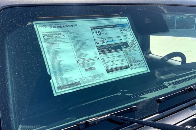 new 2025 Jeep Gladiator car, priced at $55,420