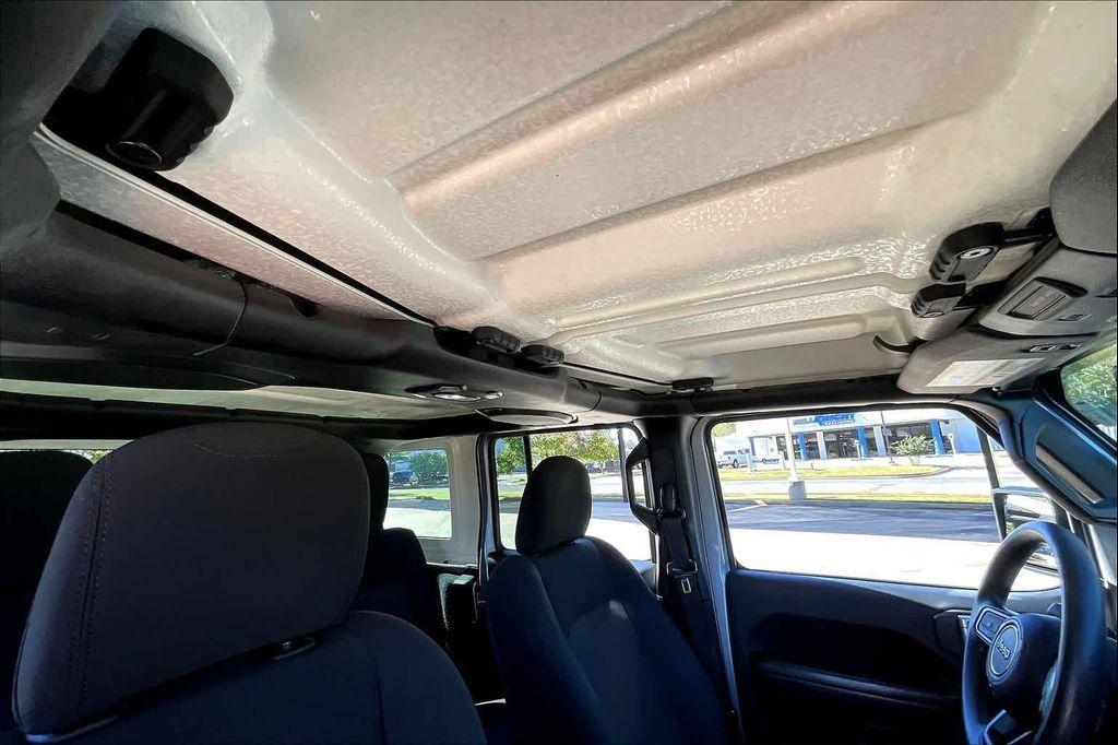 used 2018 Jeep Wrangler Unlimited car, priced at $21,999