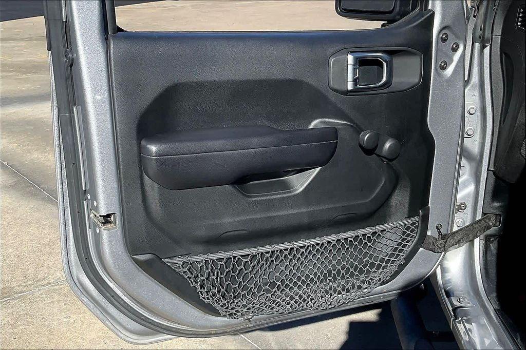 used 2018 Jeep Wrangler Unlimited car, priced at $21,999