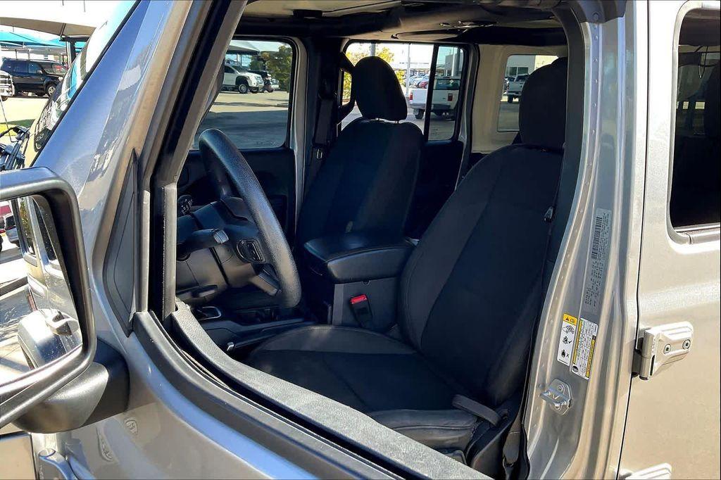 used 2018 Jeep Wrangler Unlimited car, priced at $21,999