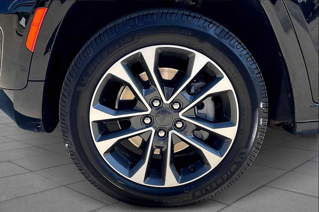 used 2021 Jeep Grand Cherokee L car, priced at $27,999