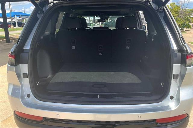 new 2025 Jeep Grand Cherokee car, priced at $44,725