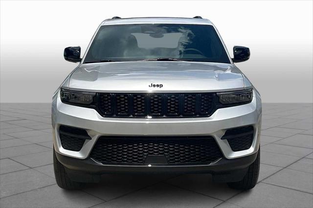 new 2025 Jeep Grand Cherokee car, priced at $44,725