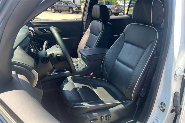 used 2023 Chevrolet Traverse car, priced at $38,999